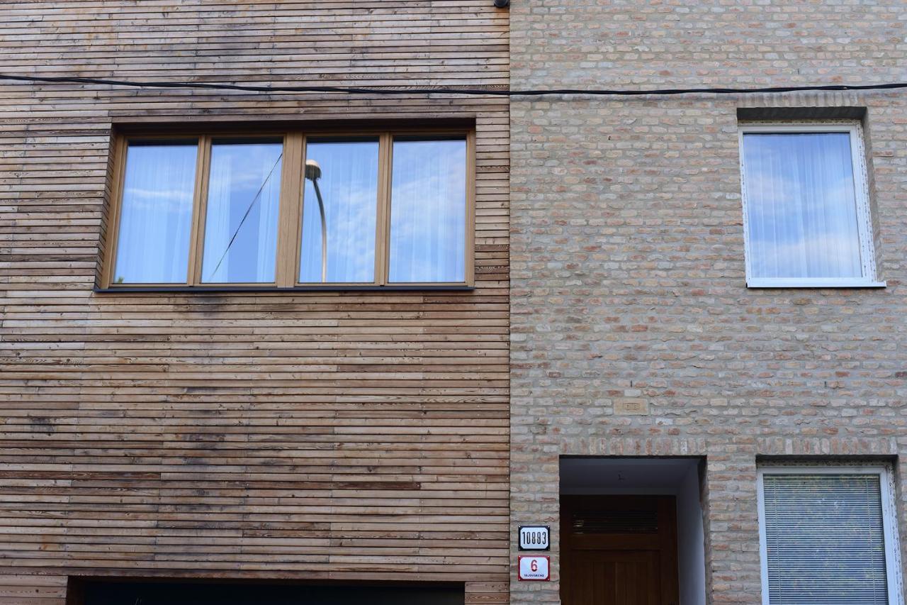 Art Gallery Apartment Nové Zámky Екстериор снимка