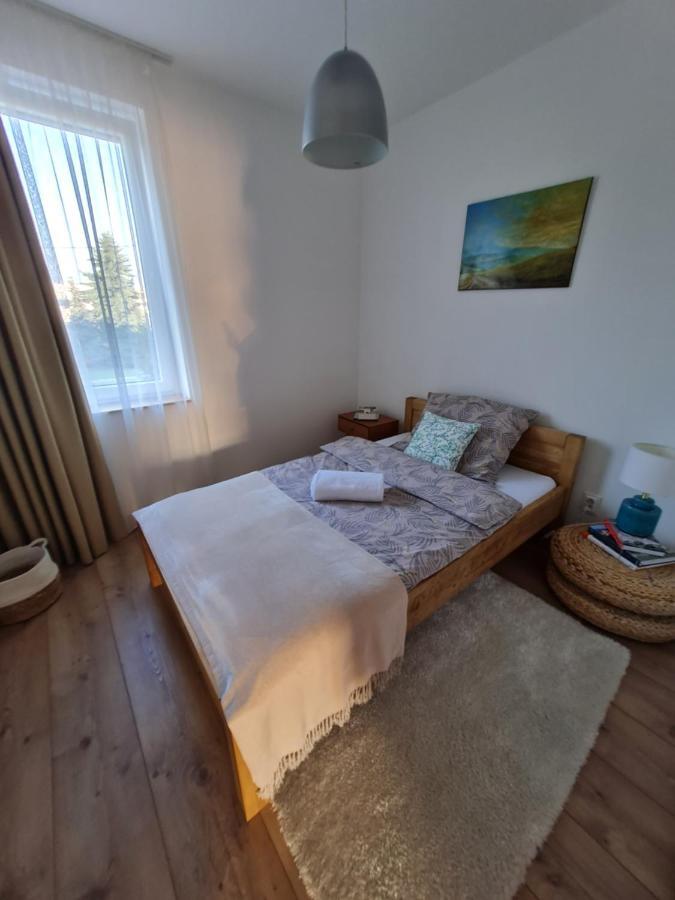 Art Gallery Apartment Nové Zámky Екстериор снимка
